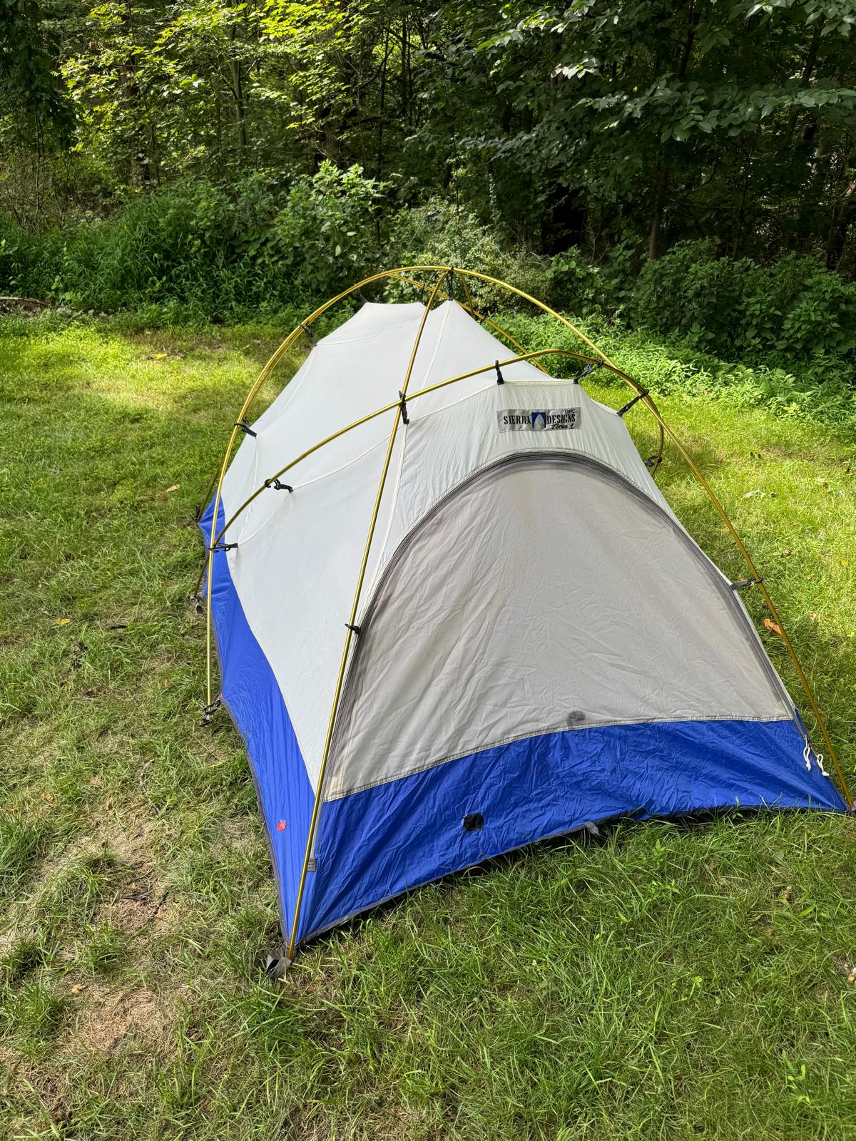 Sierra Designs Tiros 2-Person Tent- Vintage 90s (Tear in Fly) - Image 10