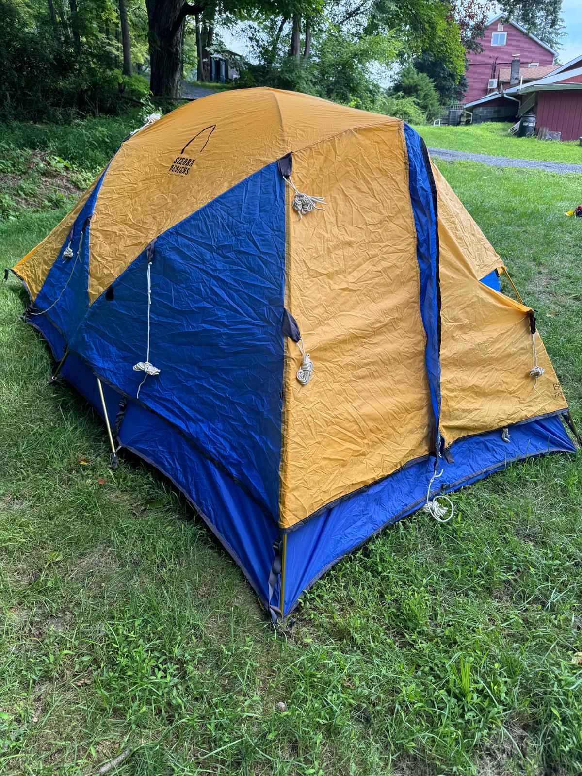 Sierra Designs Tiros 2-Person Tent- Vintage 90s (Tear in Fly) - Image 2