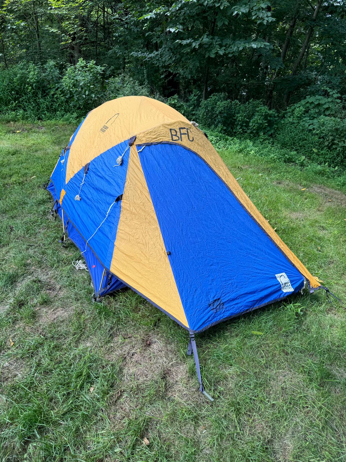 Sierra Designs Tiros 2-Person Tent- Vintage 90s (Tear in Fly) - Image 8