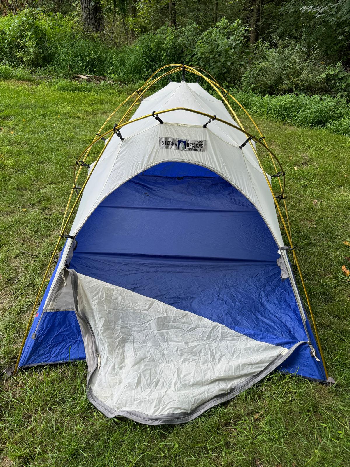 Sierra Designs Tiros 2-Person Tent- Vintage 90s (Tear in Fly) - Image 5