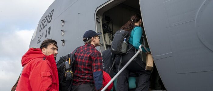 Antarctic_Airlift-_Christchurch_gateway_to_Antarctica_(8754424) (1)